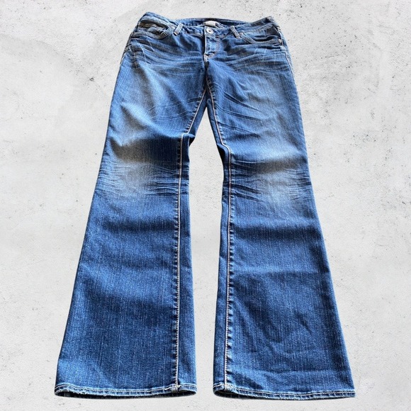 Silver Jeans Co. Denim - Silver Jeans 29 x 33 Aiko Bootcut Medium Wash Distressed Denim Jeans Low Y2k